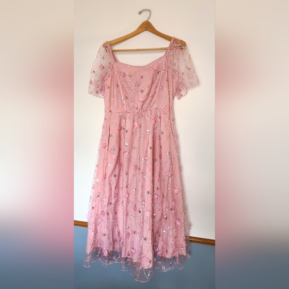 Floral Embroidered Pink Midi Dress